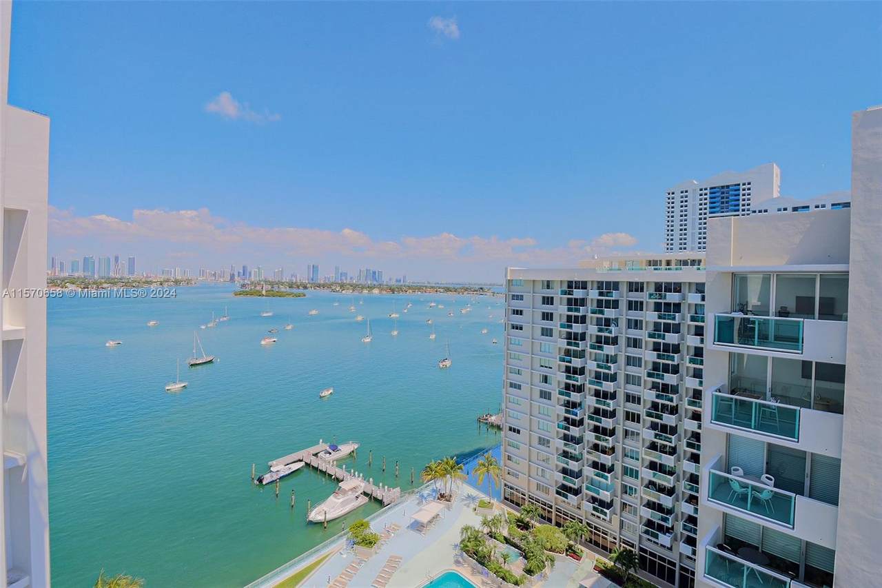1100 West Avenue - Photo 1