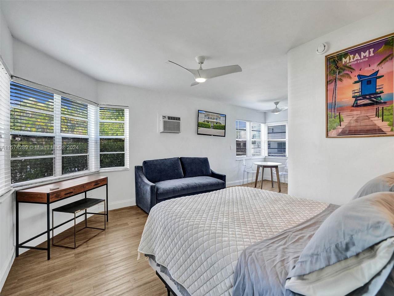 7143 Bonita Dr - Photo 1