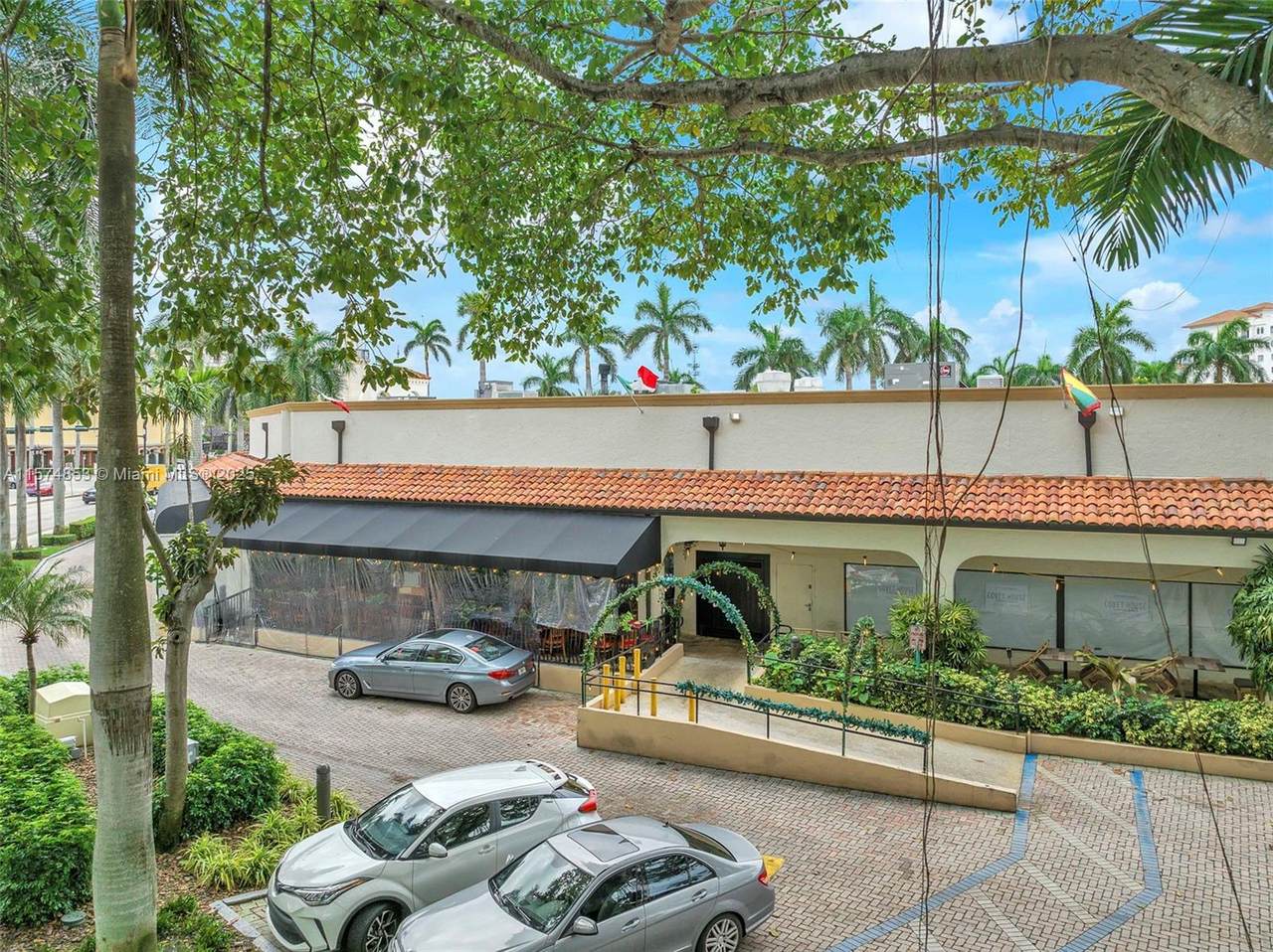 https://bt-photos.global.ssl.fastly.net/miami/1280_boomver_3_A11574853-2.jpg