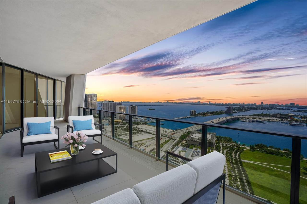 1000 Biscayne Blvd - Photo 1