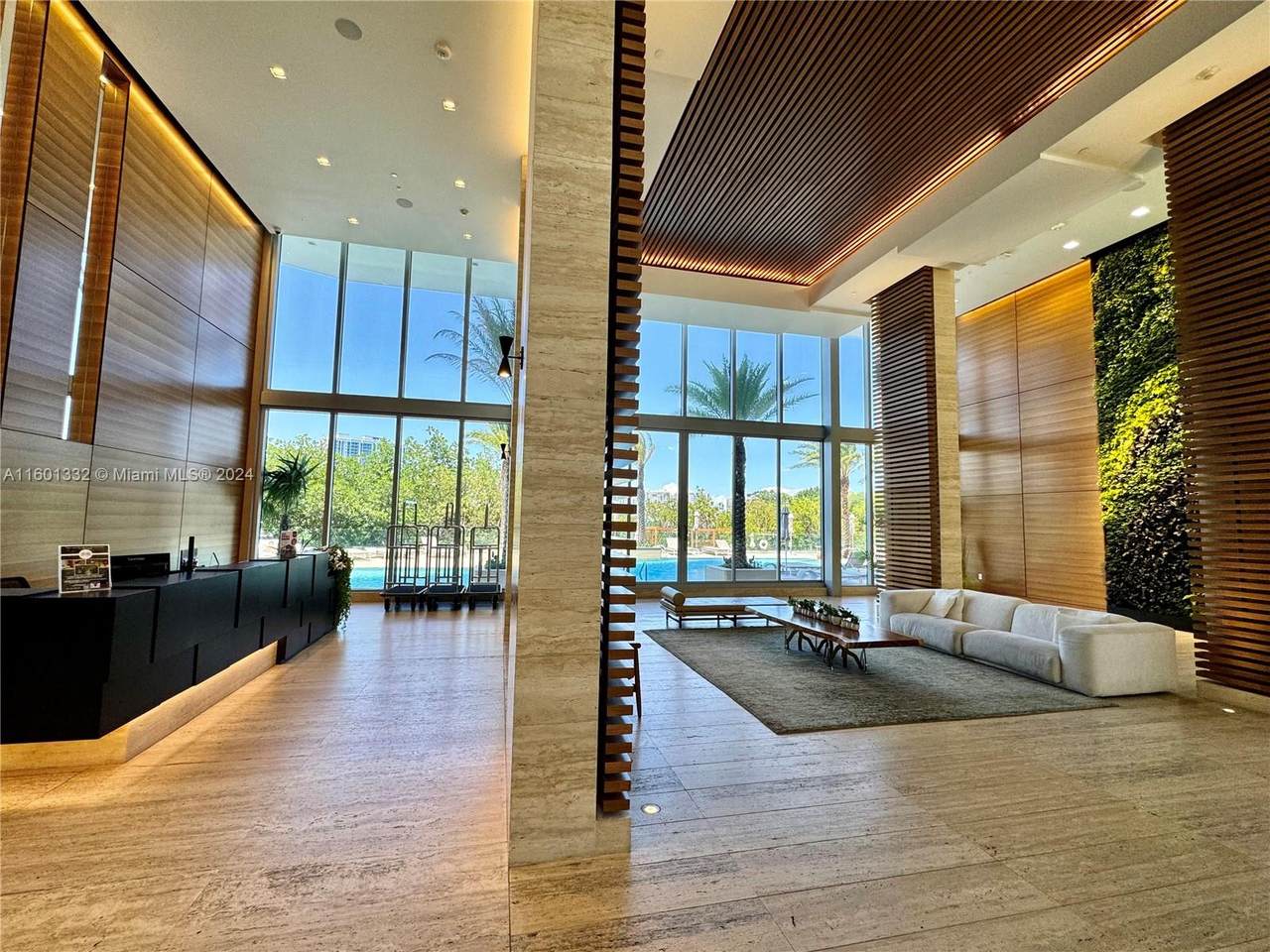 https://bt-photos.global.ssl.fastly.net/miami/1280_boomver_2_A11601332-2.jpg