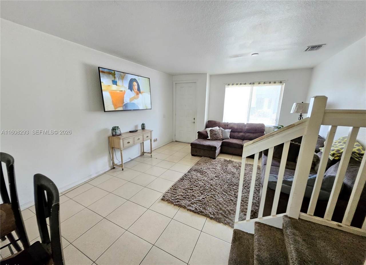 3556 Oleander Ter - Photo 1