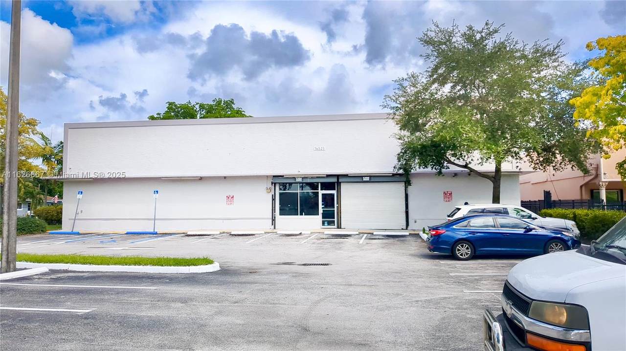 https://bt-photos.global.ssl.fastly.net/miami/1280_boomver_3_A11626867-2.jpg