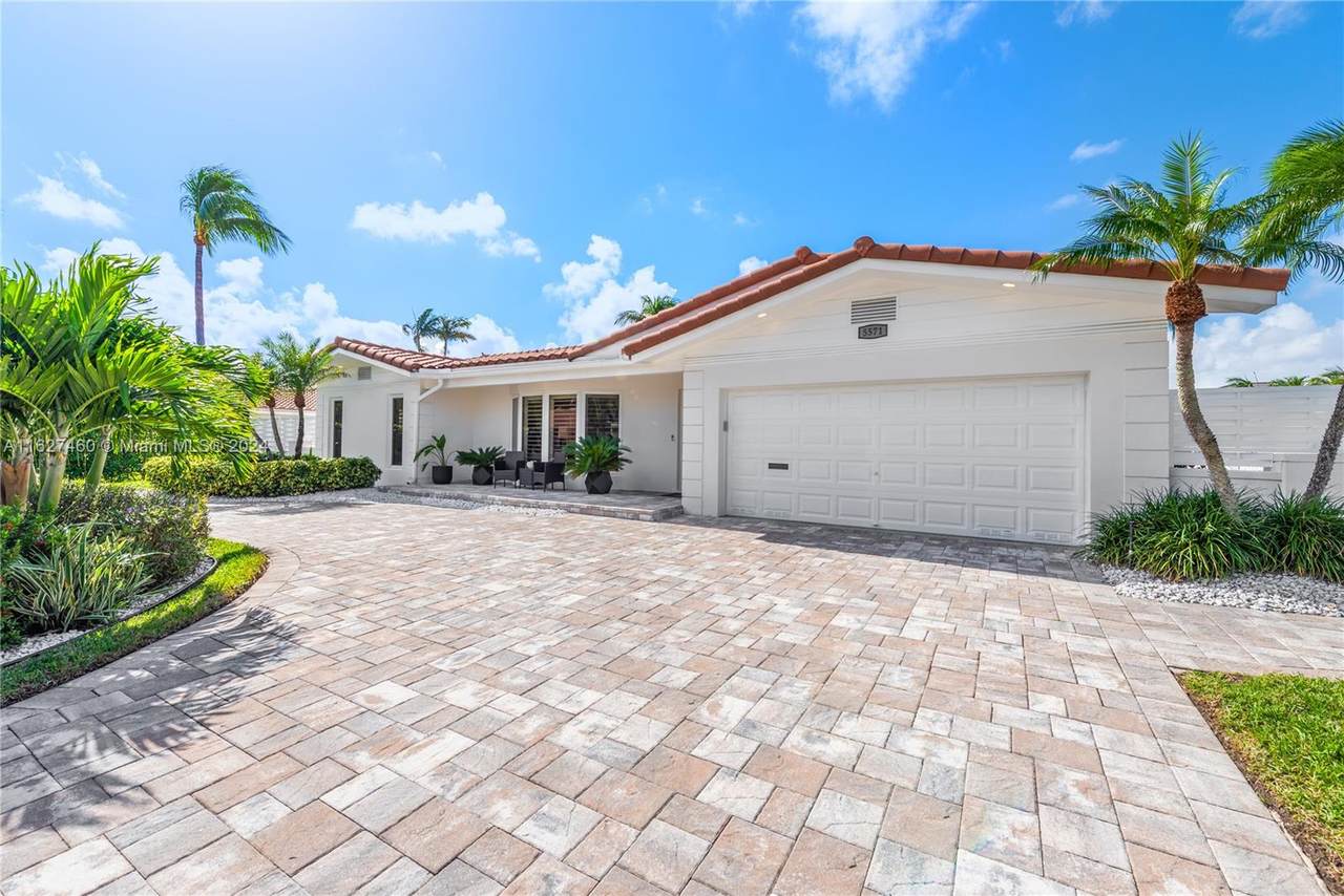 5571 31st Ave - Photo 1