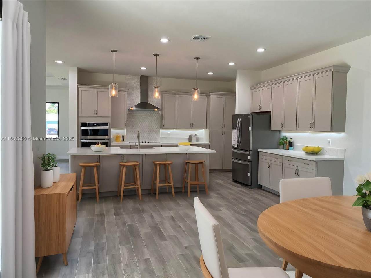 24440 209th Pl - Photo 1