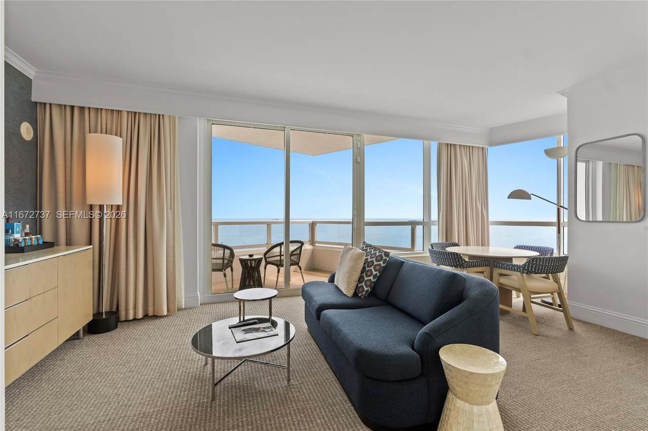 4401 Collins Ave - Photo 1