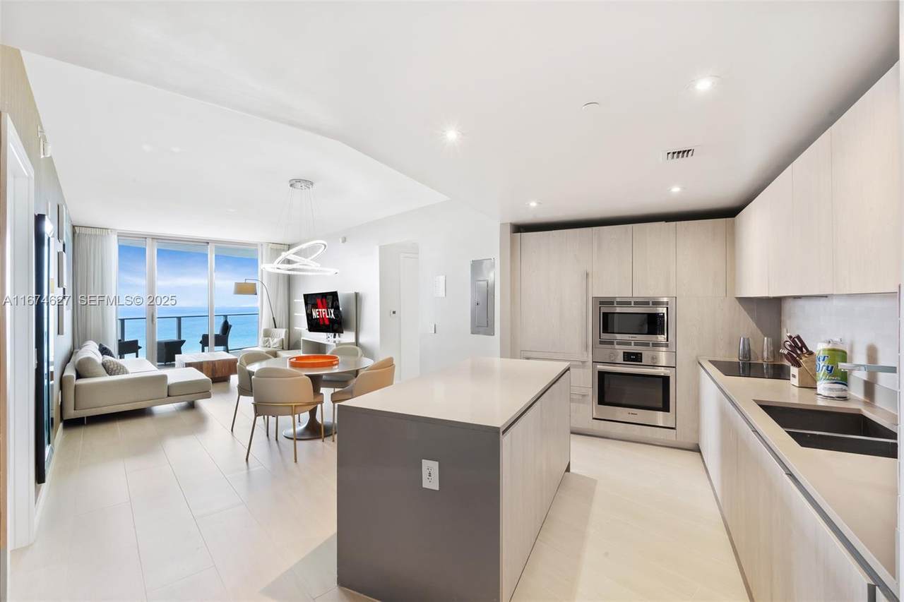 4111 Ocean Dr - Photo 1