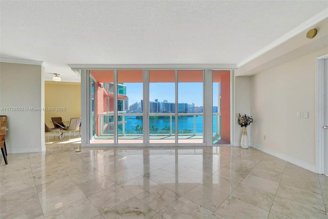 3370 Hidden Bay Dr - Photo 1