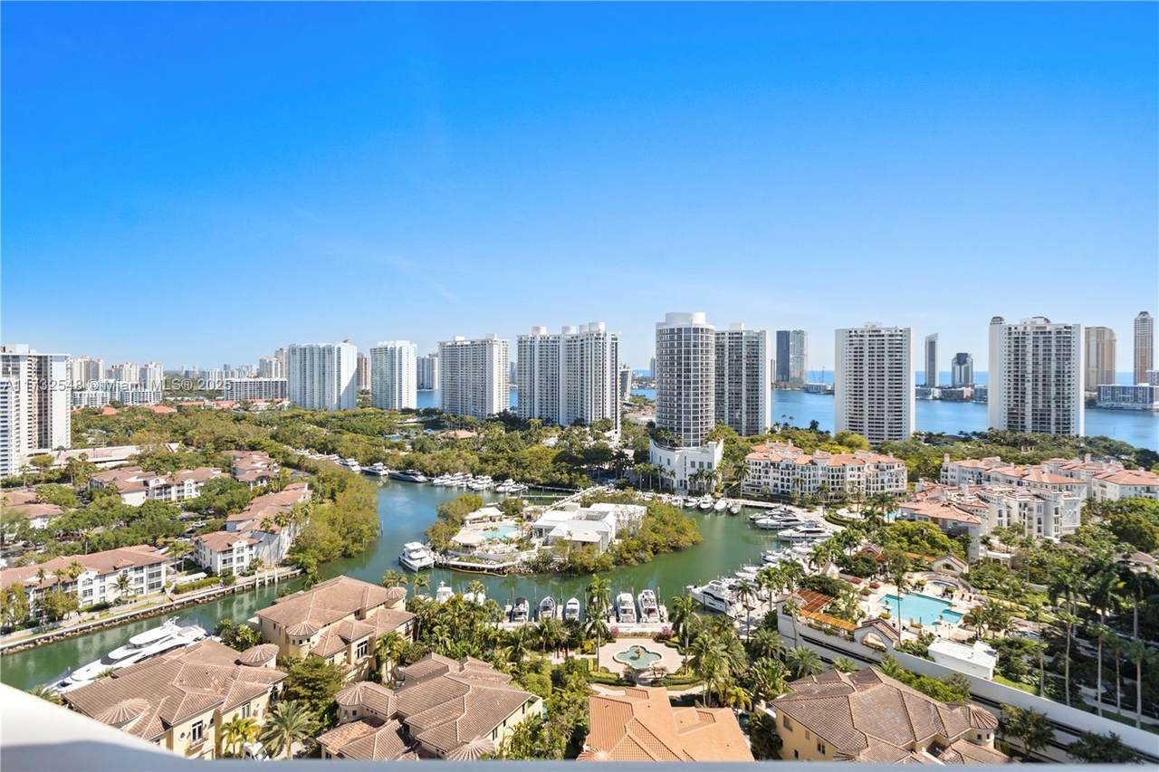 1000 Island Blvd - Photo 1
