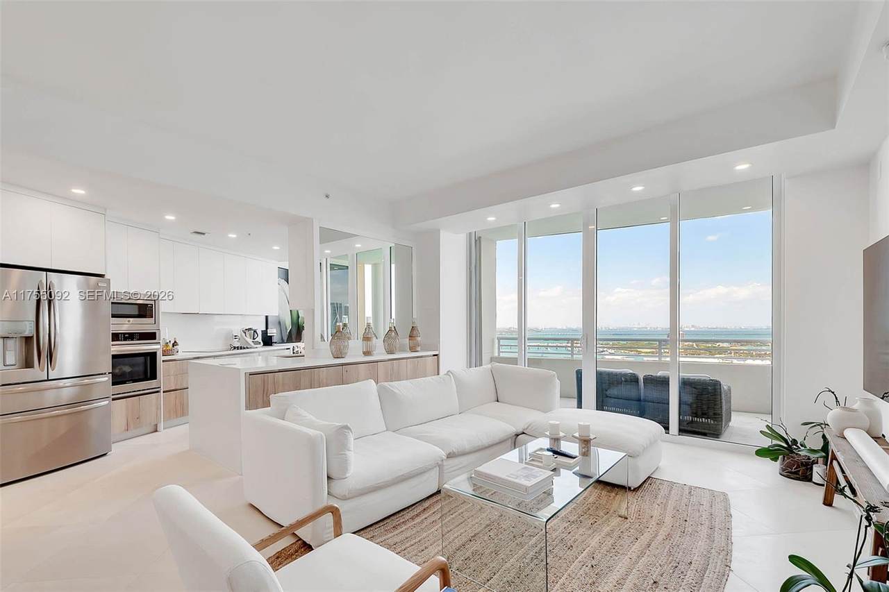 848 Brickell Key Dr - Photo 1