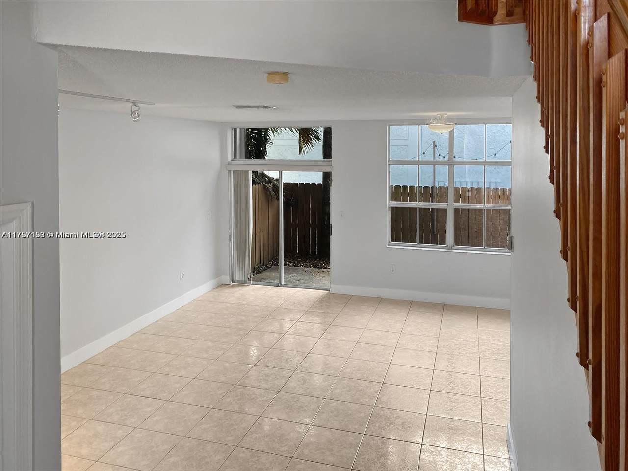 https://bt-photos.global.ssl.fastly.net/miami/1280_boomver_3_A11757153-2.jpg