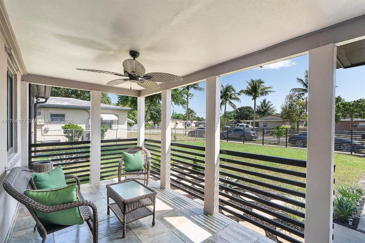 https://bt-photos.global.ssl.fastly.net/miami/1280_boomver_3_A11764177-2.jpg