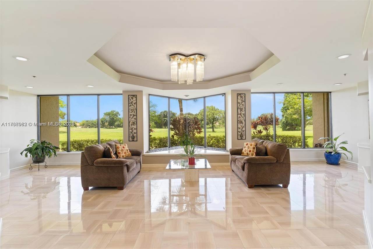 7300 Radice Ct - Photo 1