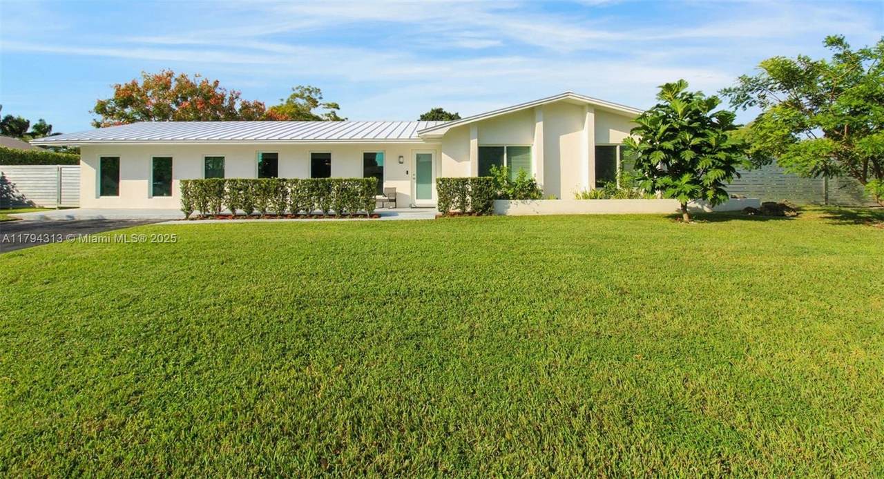 https://bt-photos.global.ssl.fastly.net/miami/1280_boomver_3_A11794313-2.jpg