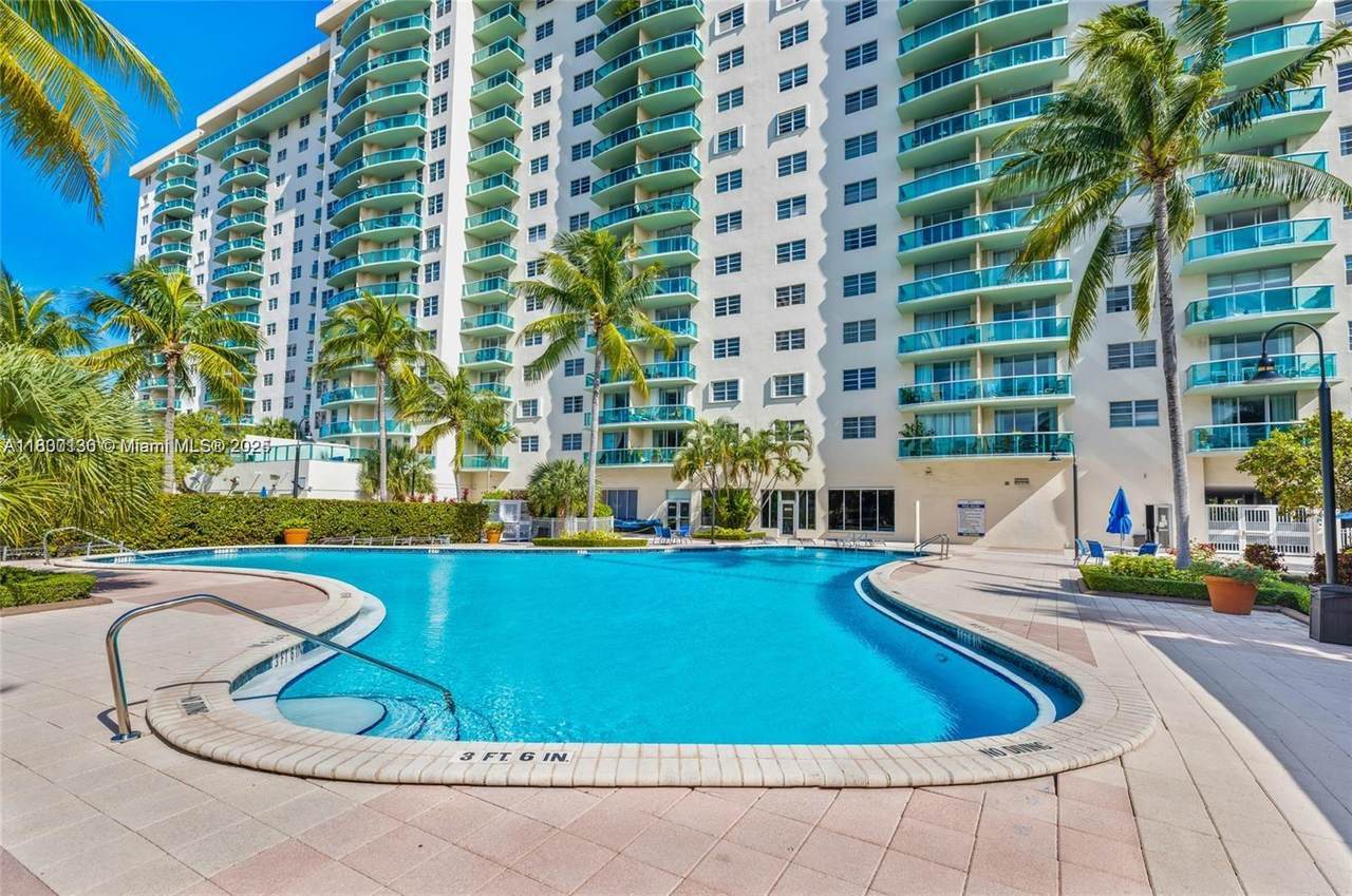 19390 Collins Ave - Photo 1