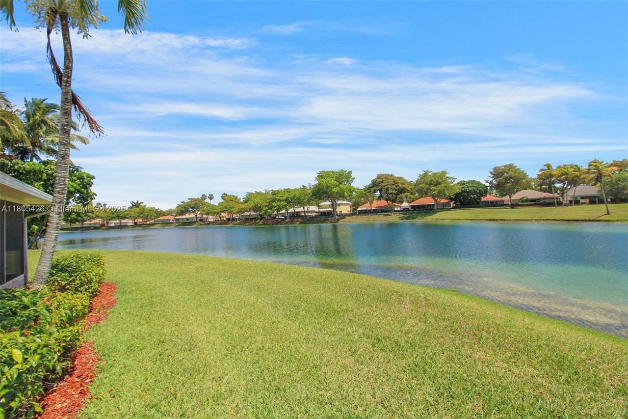 https://bt-photos.global.ssl.fastly.net/miami/1280_boomver_3_A11805426-2.jpg