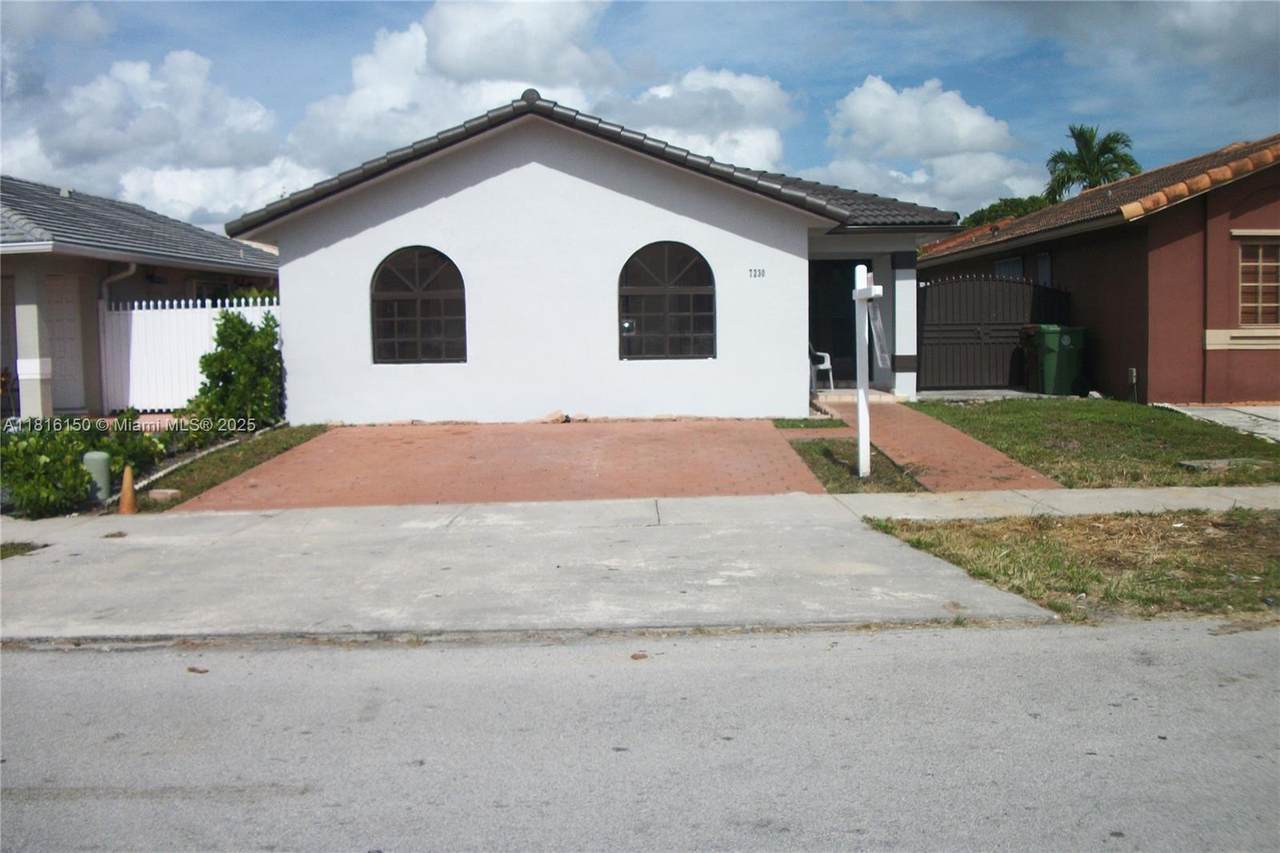 7230 34th Ct - Photo 1
