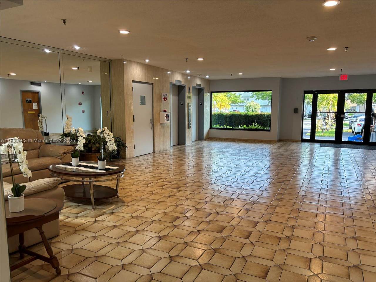 1301 7th St - Photo 1