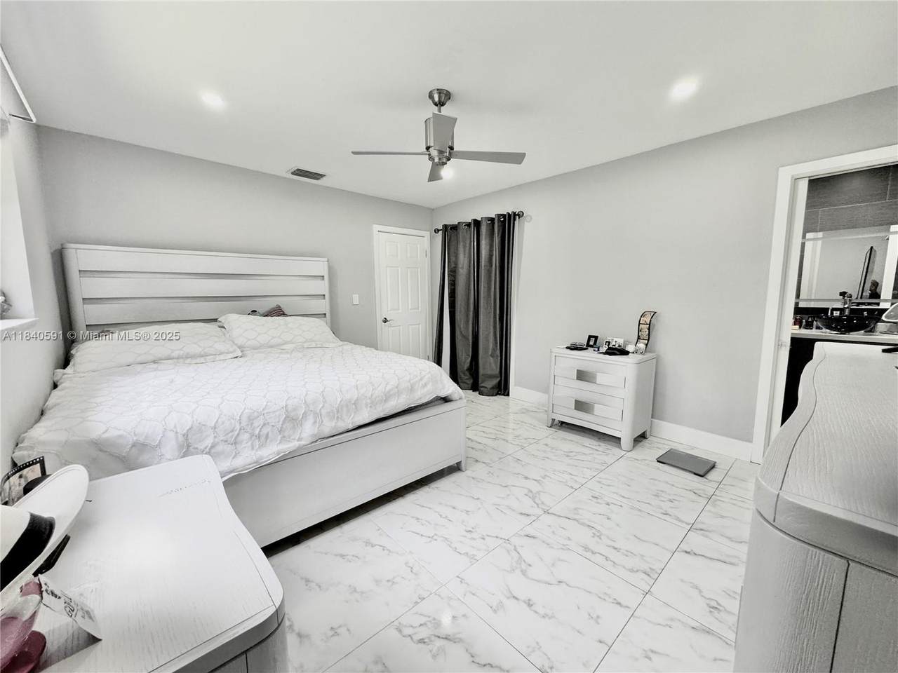 https://bt-photos.global.ssl.fastly.net/miami/1280_boomver_3_A11840591-2.jpg