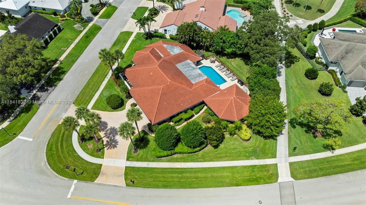 https://bt-photos.global.ssl.fastly.net/miami/1280_boomver_3_A11841832-2.jpg