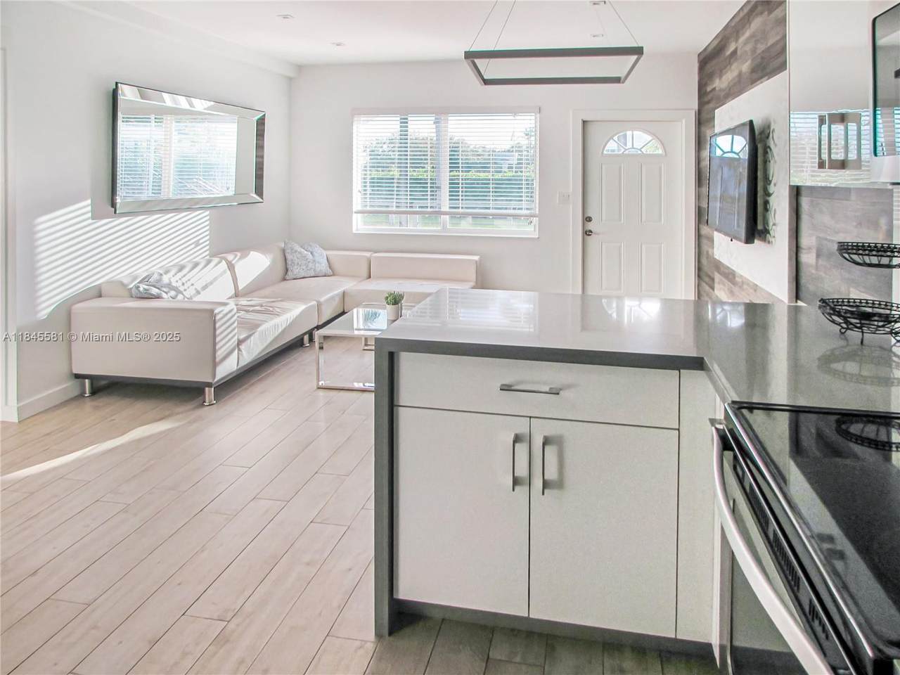 9220 Biscayne Blvd - Photo 1