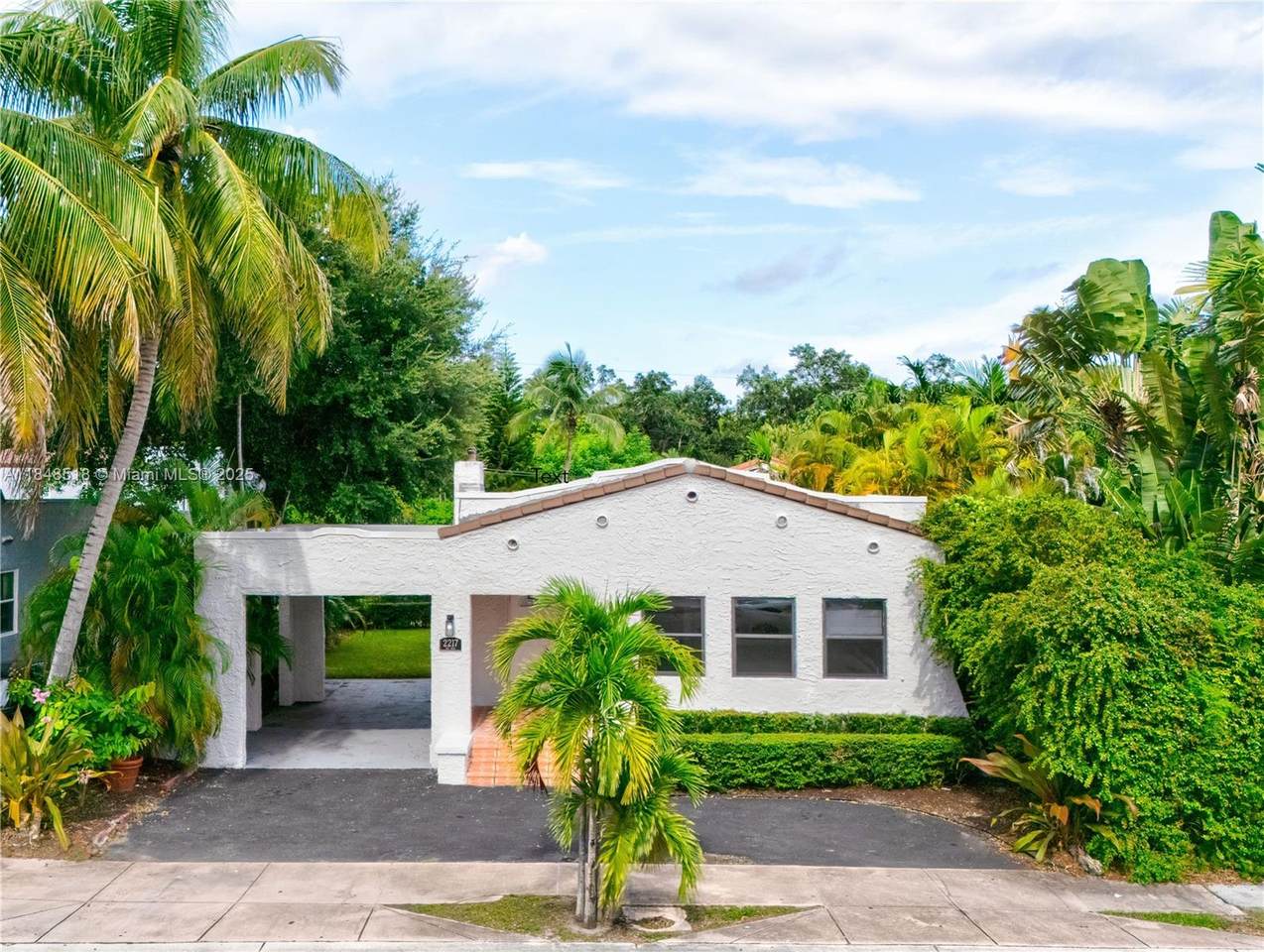 https://bt-photos.global.ssl.fastly.net/miami/1280_boomver_3_A11848518-2.jpg