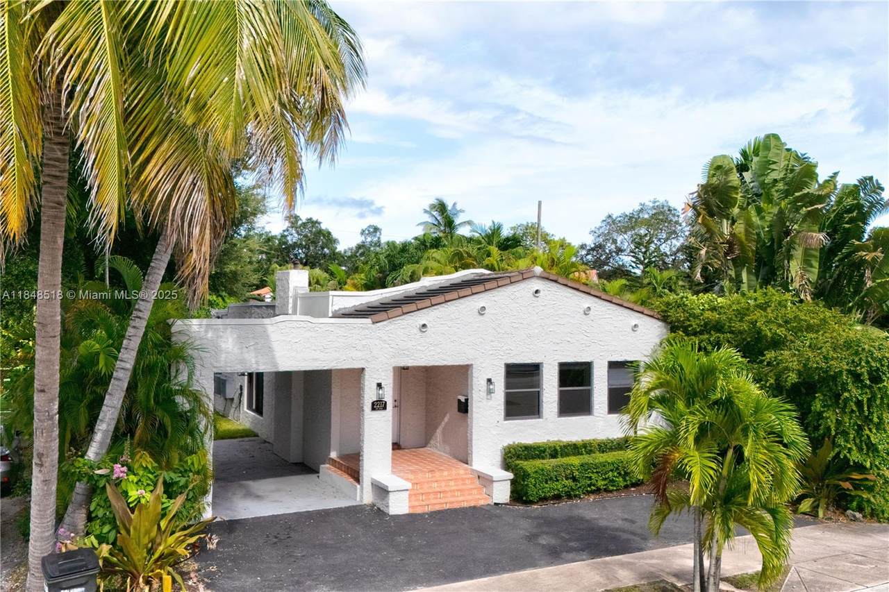 https://bt-photos.global.ssl.fastly.net/miami/1280_boomver_3_A11848518-2.jpg