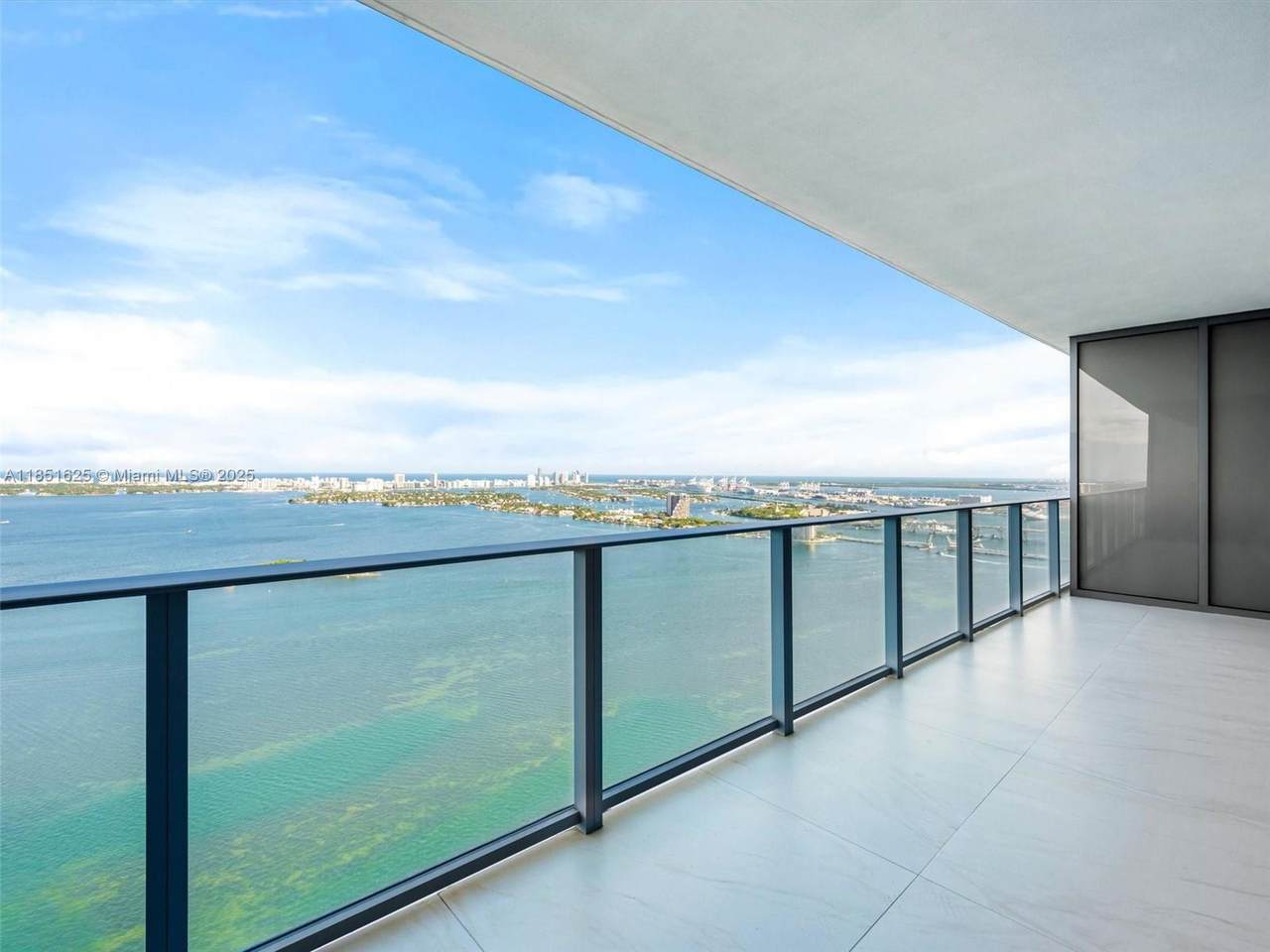 700 24th St - Photo 1