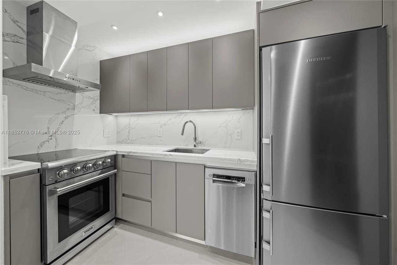 999 Brickell Bay Dr - Photo 1