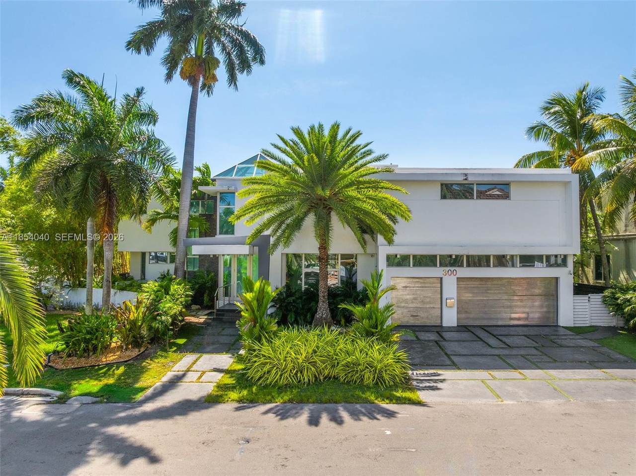 https://bt-photos.global.ssl.fastly.net/miami/1280_boomver_3_A11854040-2.jpg