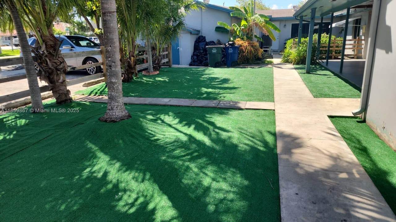 https://bt-photos.global.ssl.fastly.net/miami/1280_boomver_3_A11859867-2.jpg