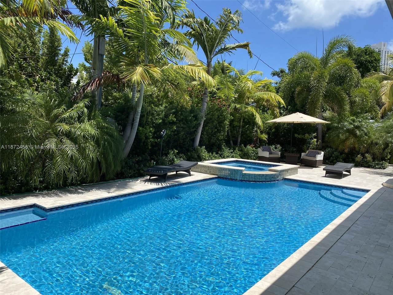https://bt-photos.global.ssl.fastly.net/miami/orig_boomver_3_A11872456-2.jpg
