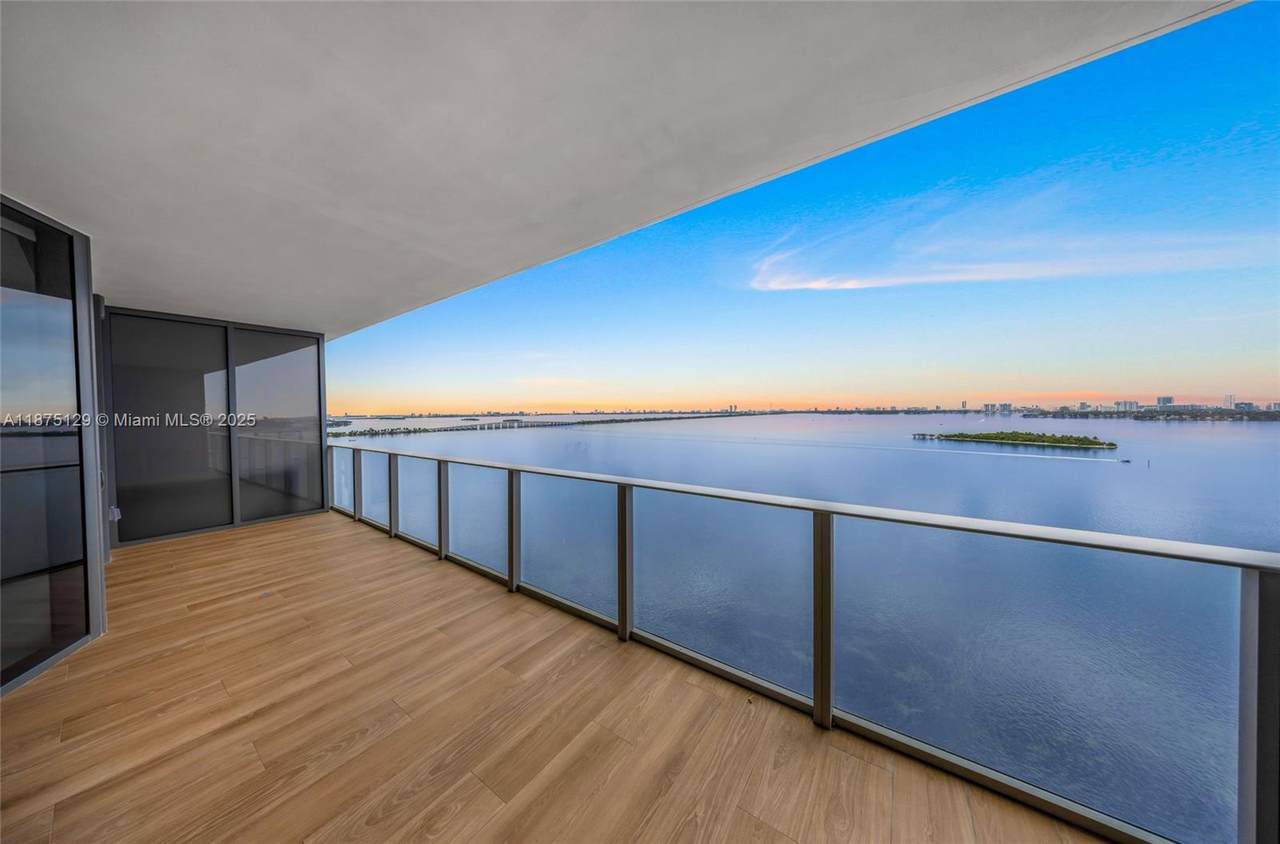 700 24th St - Photo 1