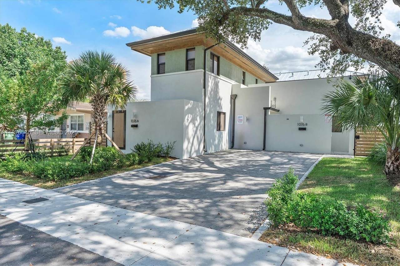 1076 55th St - Photo 1