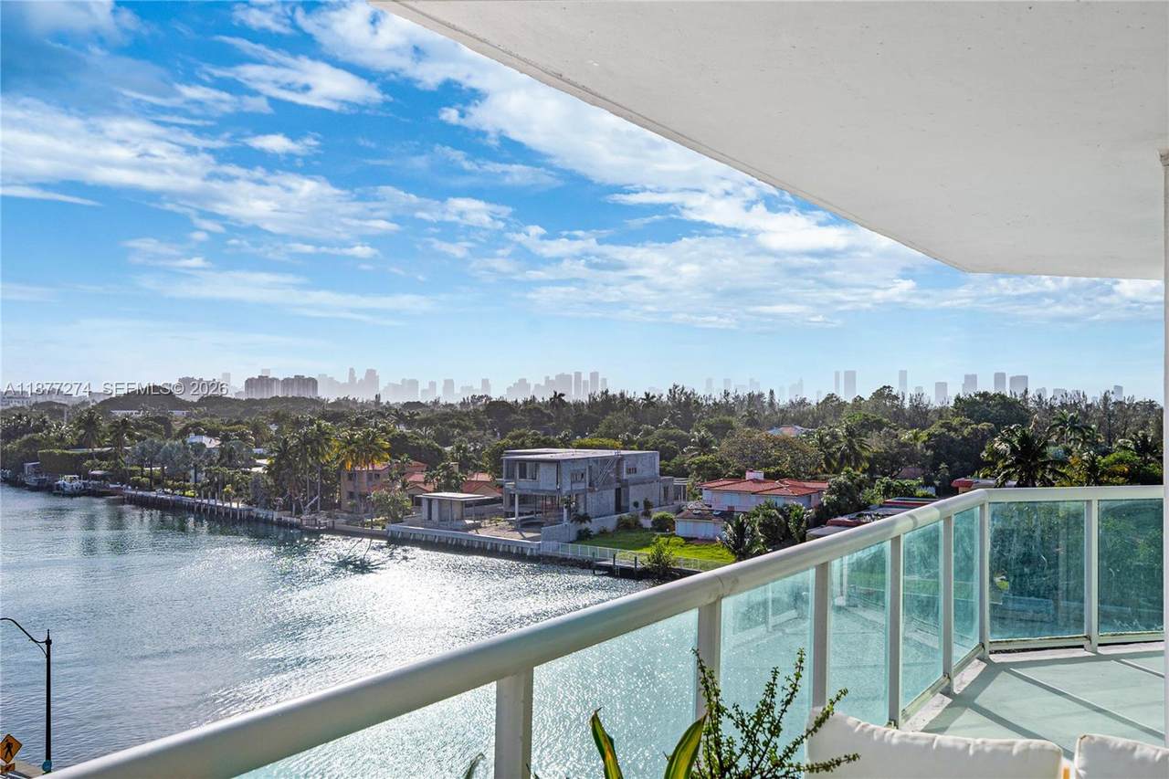 https://bt-photos.global.ssl.fastly.net/miami/1280_boomver_3_A11877274-2.jpg