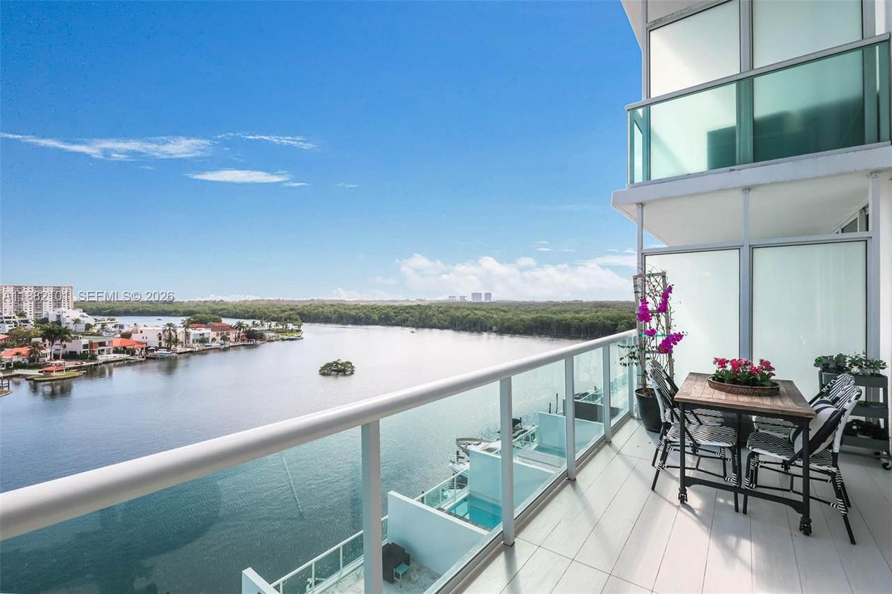 https://bt-photos.global.ssl.fastly.net/miami/1280_boomver_3_A11882101-2.jpg