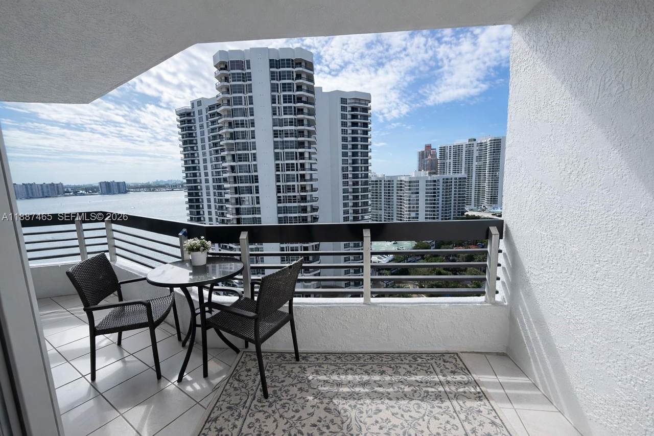 https://bt-photos.global.ssl.fastly.net/miami/1280_boomver_3_A11887465-2.jpg