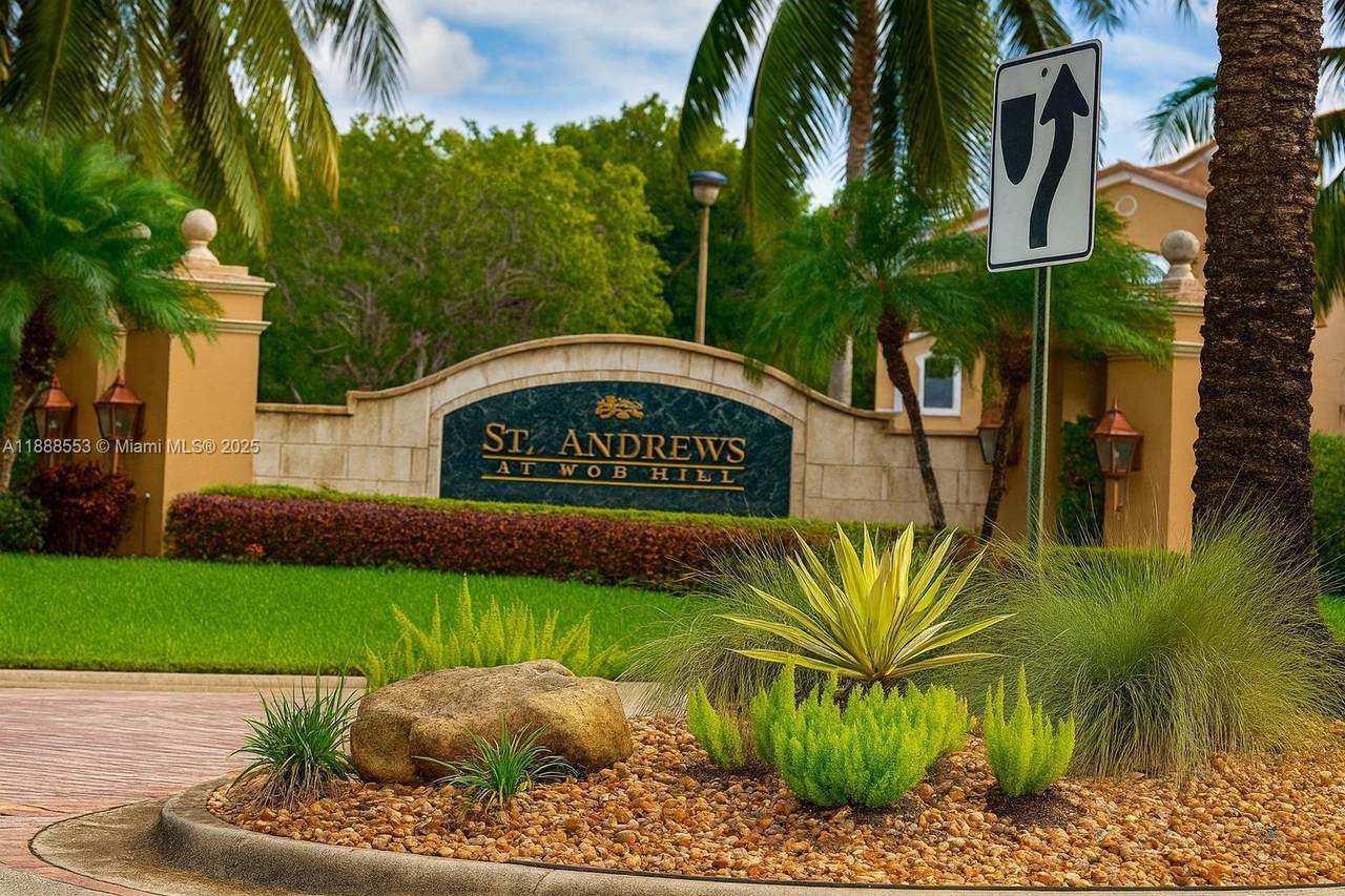 8040 Nob Hill Rd - Photo 1