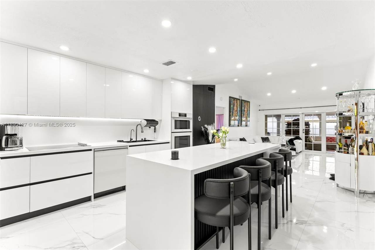 13411 116th Pl - Photo 1