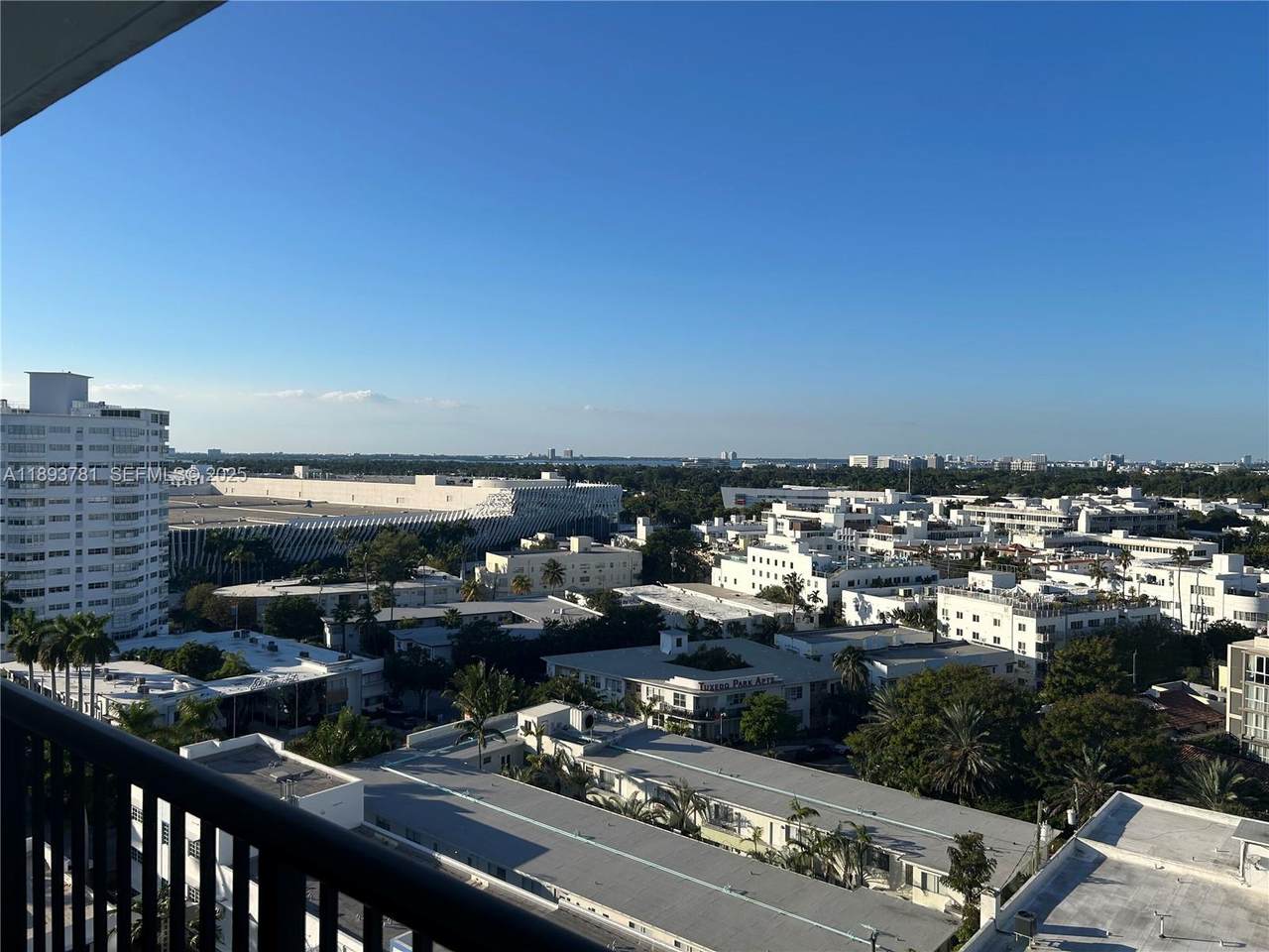 https://bt-photos.global.ssl.fastly.net/miami/1280_boomver_4_A11893781-2.jpg