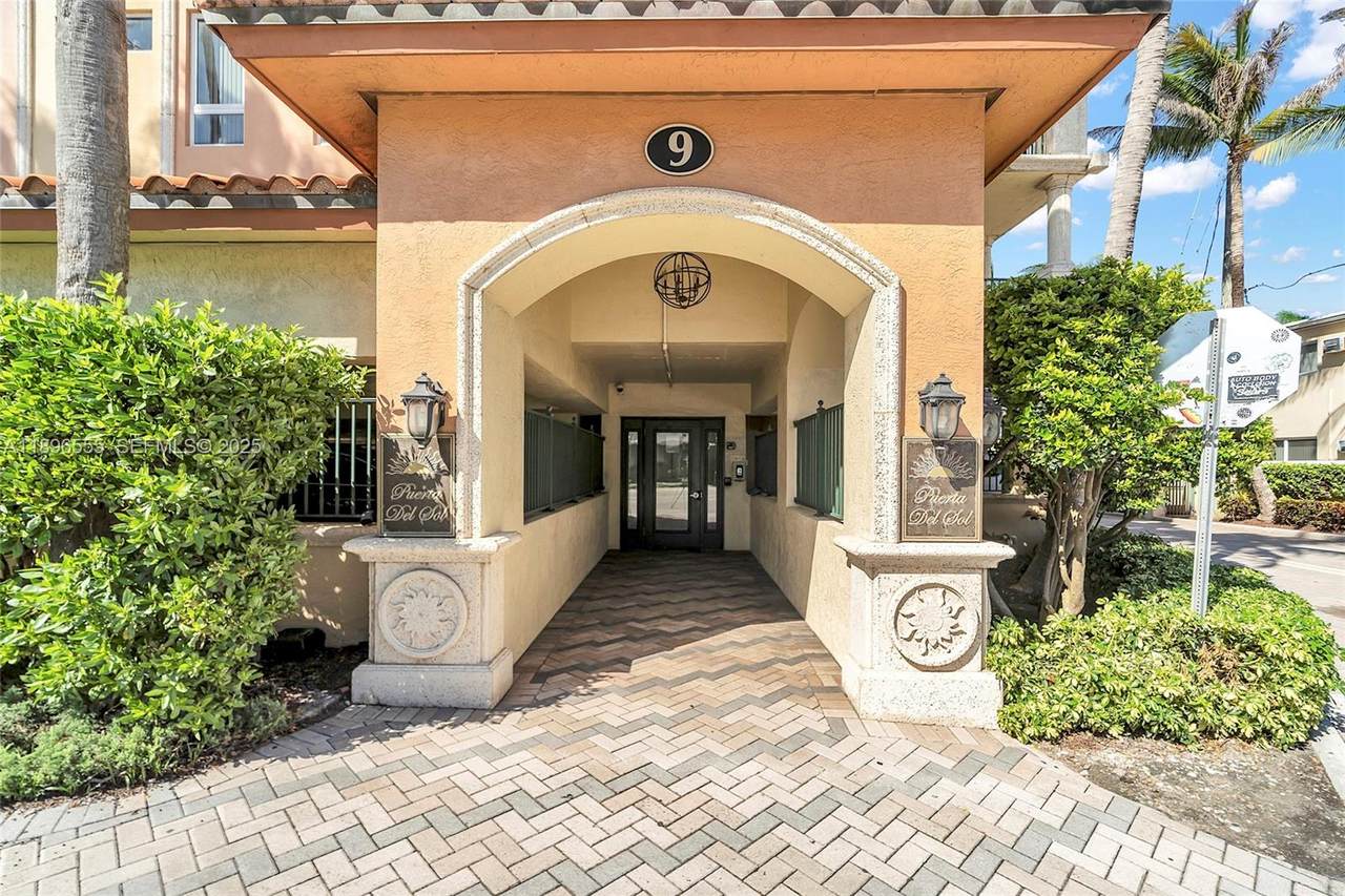 9 20th Ave - Photo 1