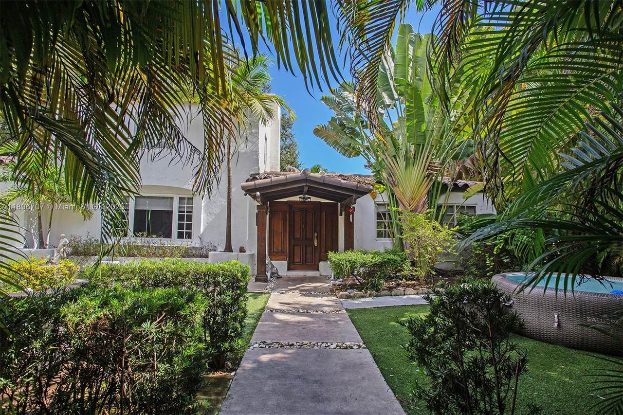 https://bt-photos.global.ssl.fastly.net/miami/1280_boomver_3_A11896707-2.jpg