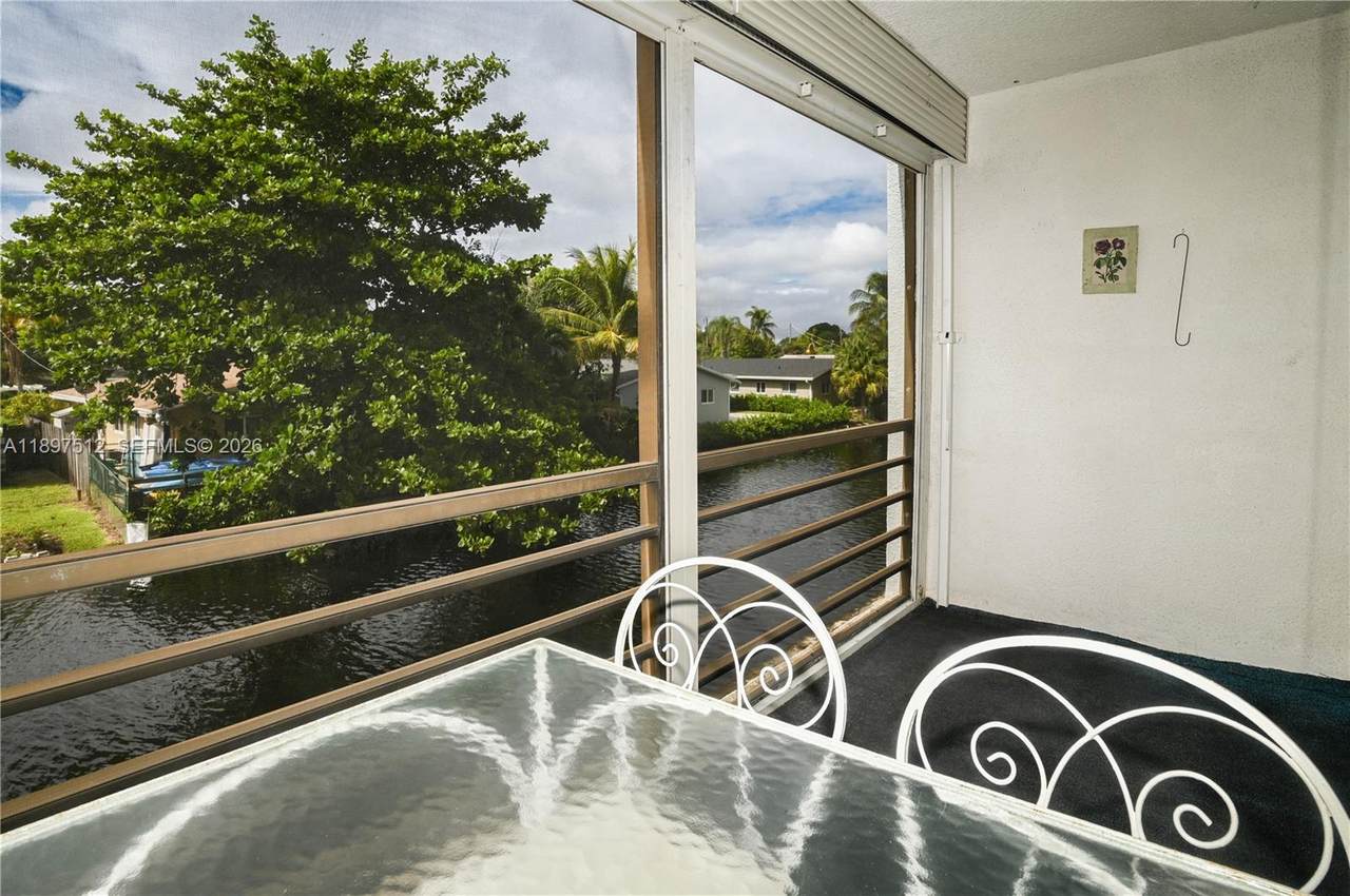 110 Royal Park Dr - Photo 1