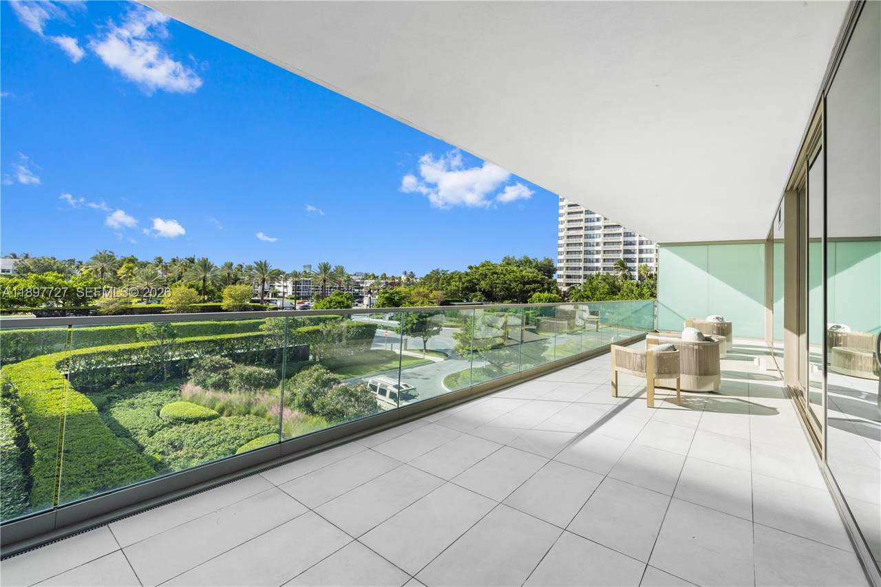 https://bt-photos.global.ssl.fastly.net/miami/1280_boomver_3_A11897727-2.jpg