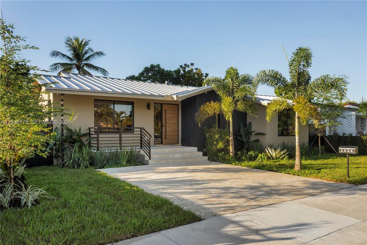 https://bt-photos.global.ssl.fastly.net/miami/1280_boomver_3_A11898178-2.jpg