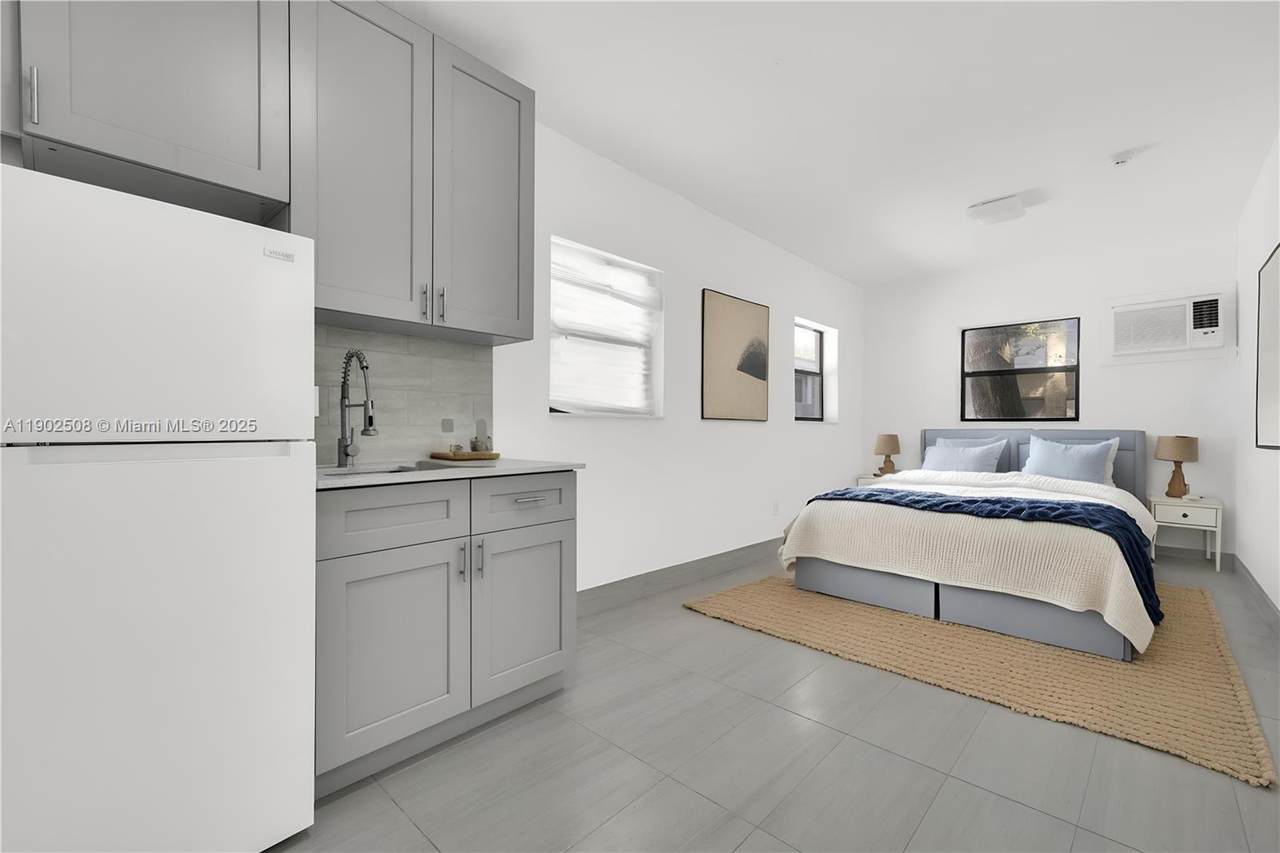 13390 6th Ave - Photo 1