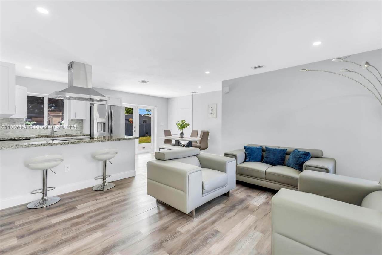 330 70th Ave - Photo 1