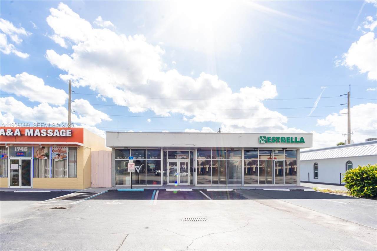 1744 Commercial Blvd - Photo 1