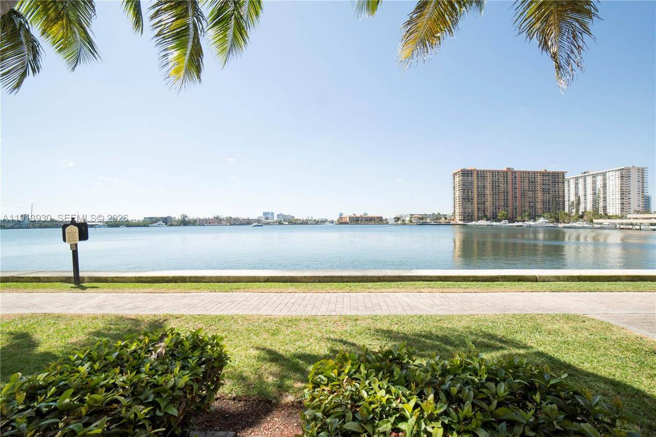 17100 Bay Rd - Photo 1