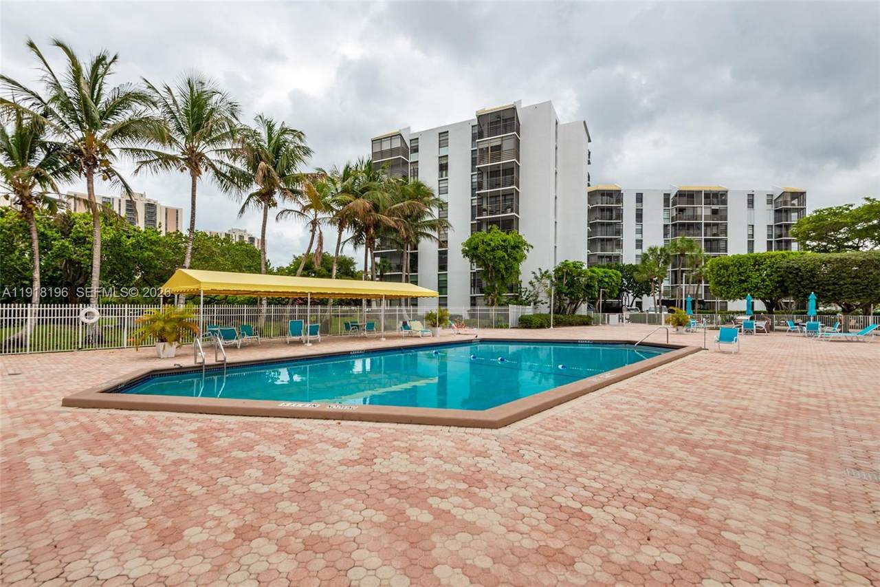 https://bt-photos.global.ssl.fastly.net/miami/1280_boomver_3_A11918196-2.jpg